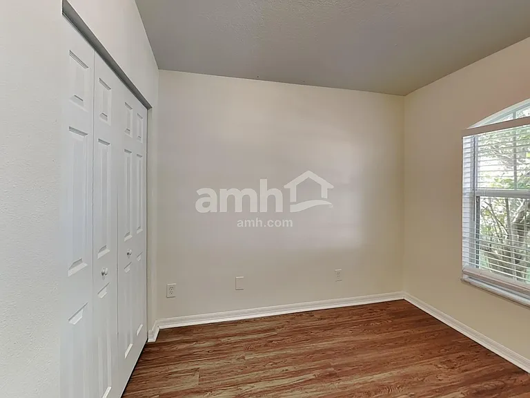 4528 Portobello Cir — Photo 13