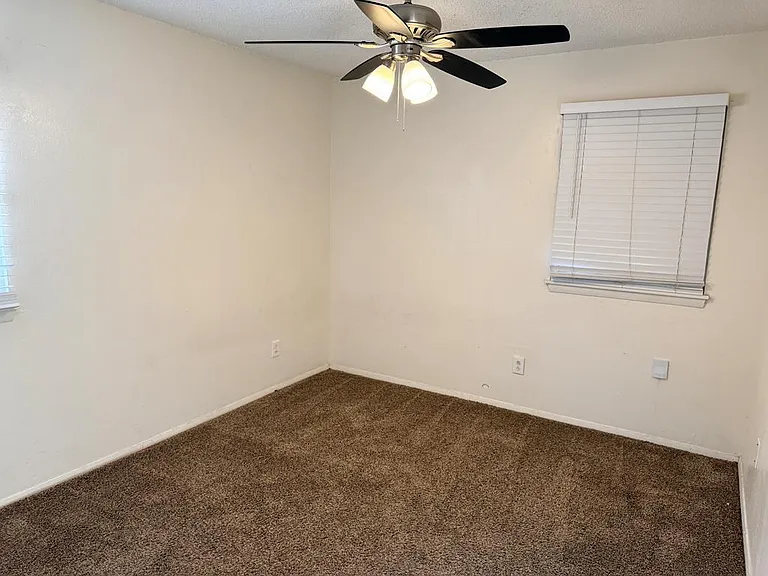 4425 Humble Ave — Photo 19