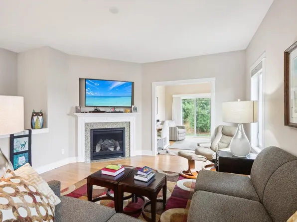 5784 Prairie Stone Drive, Mcfarland, WI 53558