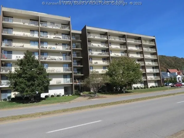 2106 Kanawha Blvd E APT 710, Charleston, WV 25311