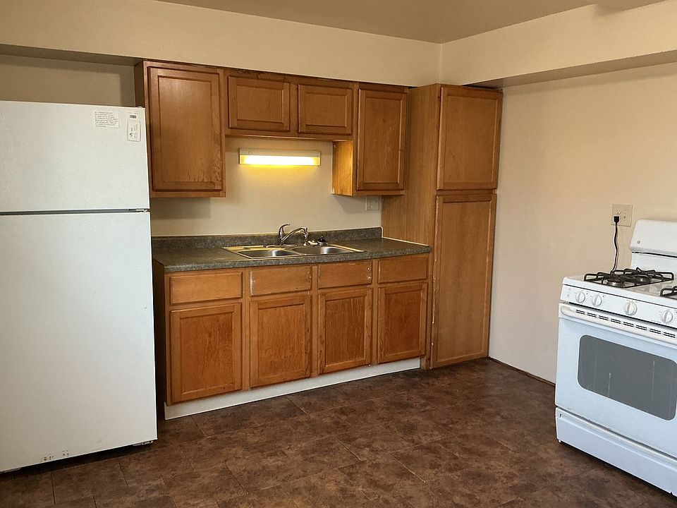 1st image of 7017 N Teutonia Ave