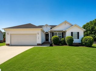 163 Summer Lady Ln, Boiling Springs, SC 29316