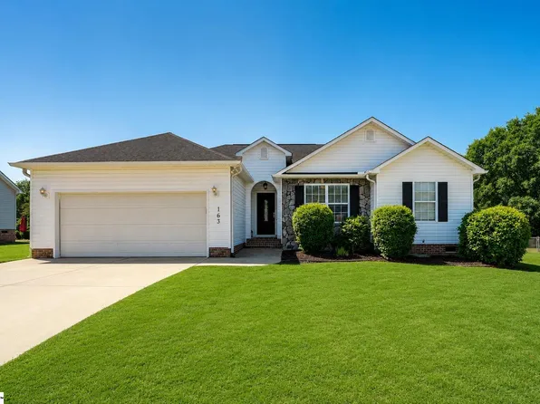 163 Summer Lady Ln, Boiling Springs, SC 29316