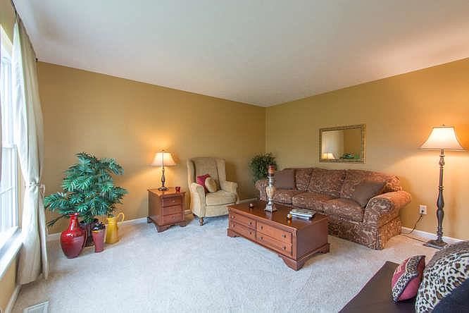 1st image of 4185 W Boheny Dr