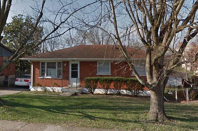 1st image of 369 Mulberry Dr