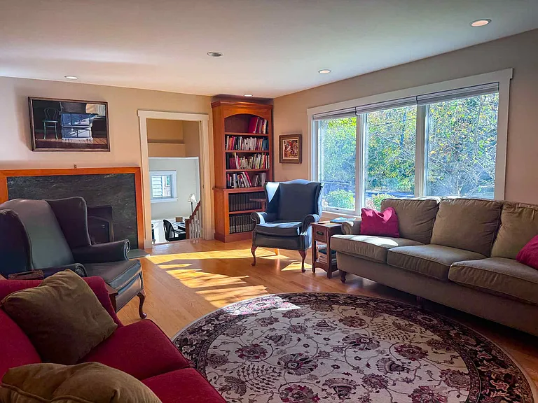 16 Richards Dr — Photo 12