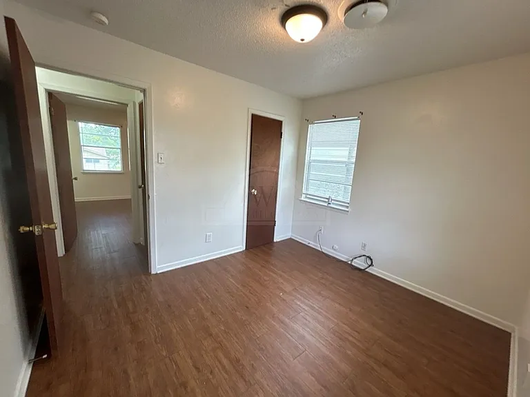 1205 Kathey Dr — Photo 14