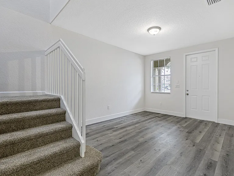 1427 SE 24th Rd — Photo 14