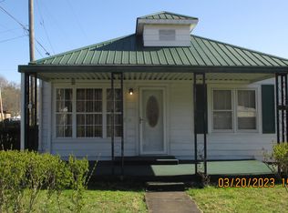 2401 1st St, Ashland, KY 41102