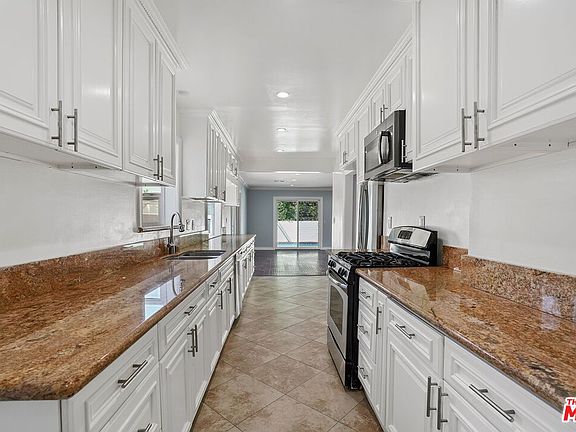 4th image of 5739 Cahill Ave