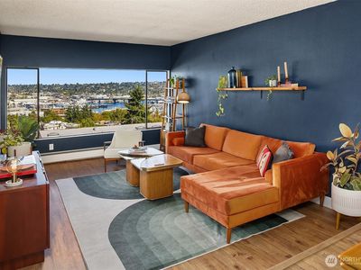 3661 24th Place W #406, Seattle, WA, 98199