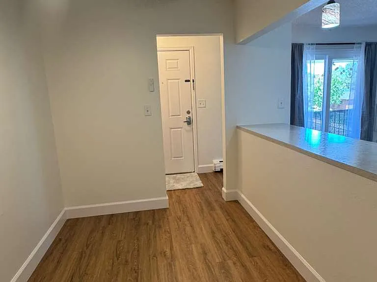 4603 S Lowell Blvd #F — Photo 8