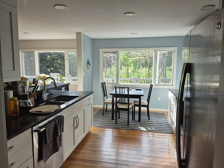 Spacious Kitchen