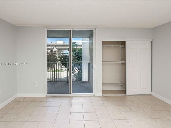 4th image of 850 N Miami Ave #W-305
