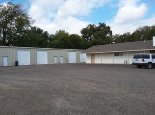 814 W Shady Grove Rd, Grand Prairie, TX 75050