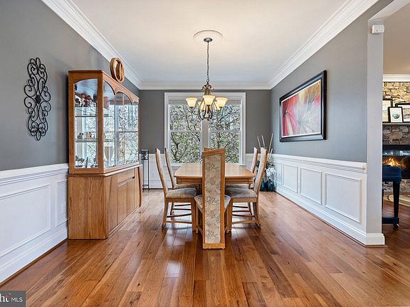 5th image of 7192 Heron Pl