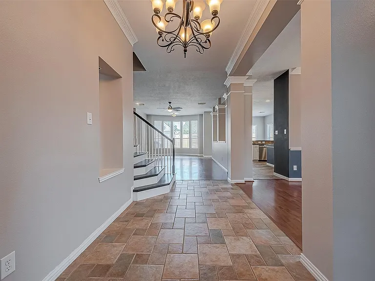 7214 Glenwick Ct — Photo 8