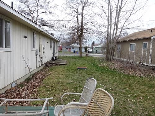 5th image of 2307 E Desmet Ave