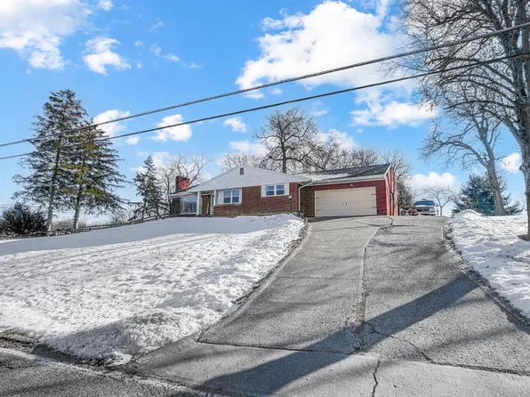 9930 Weik Rd, Cincinnati, OH 45252