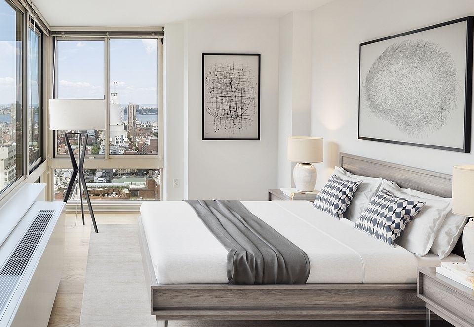 1st image of 260 W 54th St APT 31G