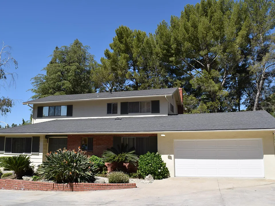 5333 La Canada Blvd