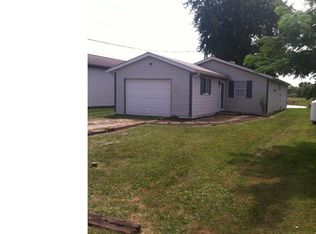 506 Morris St, Uhrichsville, OH 44683