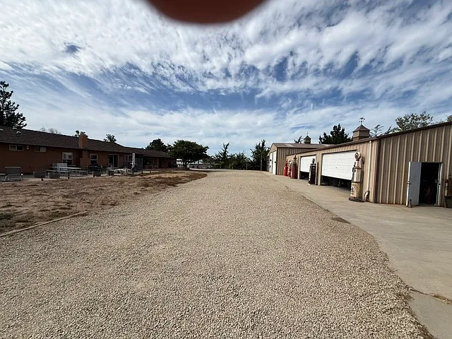 Studio, 800 sqft, $1,600 — Photo 4