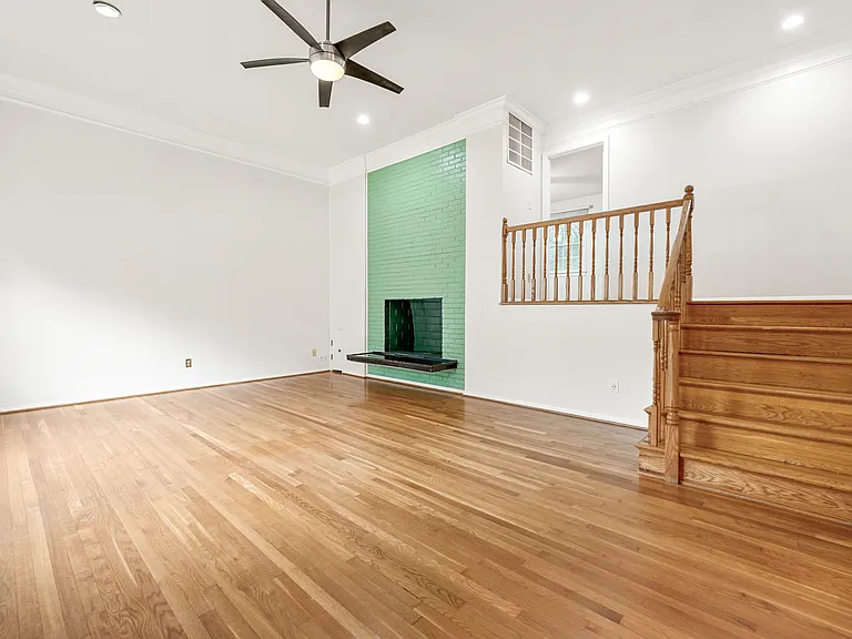 6711 Doane Ave — Photo 3