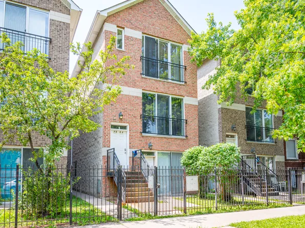 7652 S Colfax Ave, Chicago, IL 60649