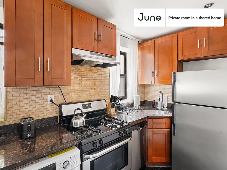 965 Amsterdam Ave #C — Photo 1