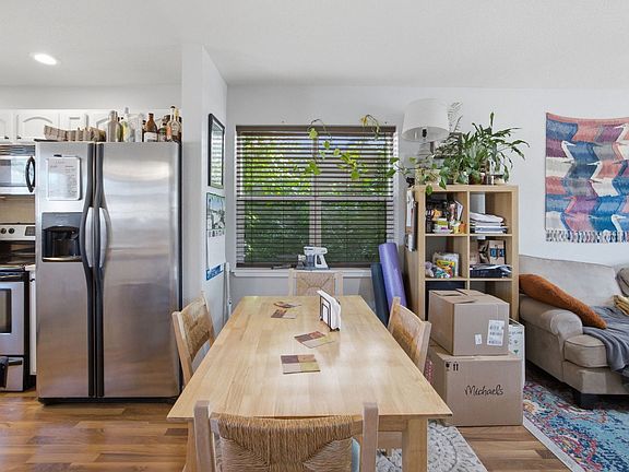 5th image of 2337 S 3rd St W APT 3