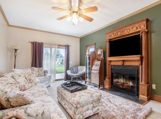 3075 Bauer Rd, Jenison, MI 49428