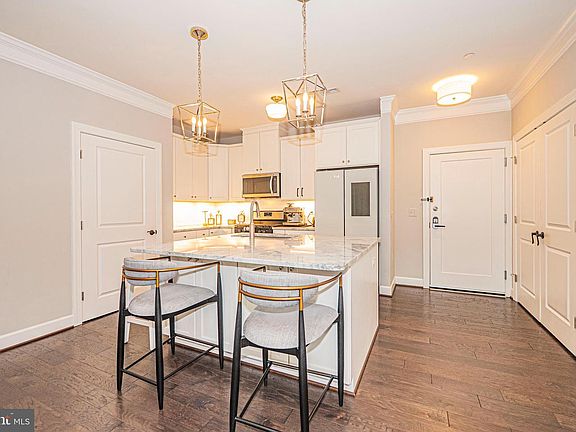 5th image of 10530 Resort Rd Unit 108