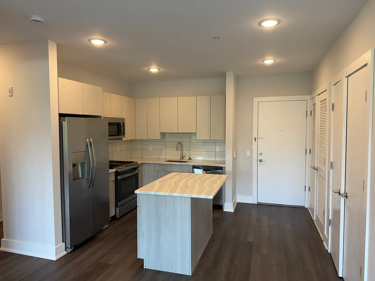 1 bed, $2,845 — Photo 2