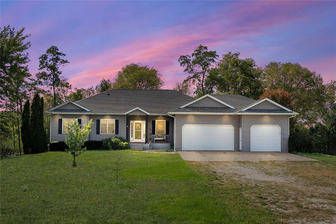 7987 218th Ave, Martelle, IA 52305 MLS 2306537 Zillow
