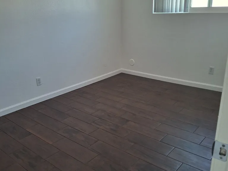 12628 Laurel St #D — Photo 10