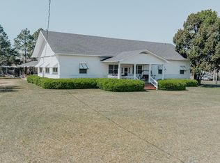 17 Academy Dr, Chula, GA 31733