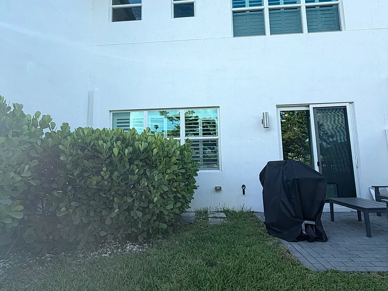 8974 Zevon Ct — Photo 27