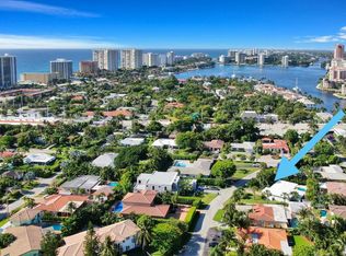 121 NE Spanish Ct, Boca Raton, FL 33432