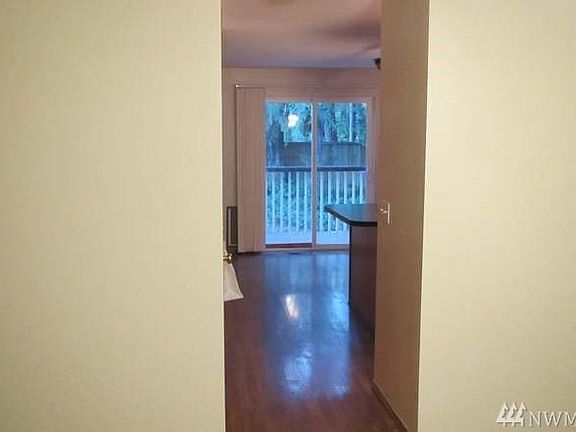 4th image of 18028 Beachcrest Ln SE