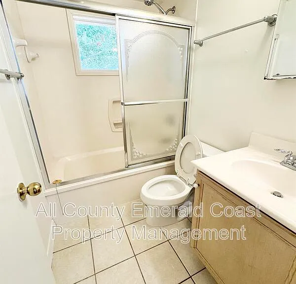 733 Beach Dr — Photo 29