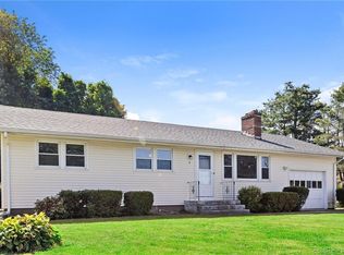 4 Summit Rd, Vernon, CT 06066