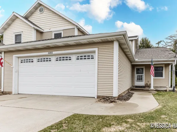 2066 Conservation Trl, Lowell, MI 49331