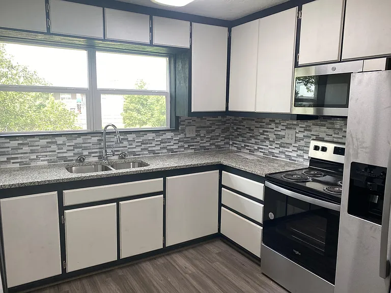 Level 2 — Photo 11