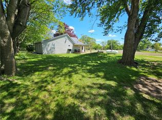 615 S Cherry St, Clearmont, MO 64431