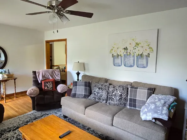 1234 Traway Dr, North Chesterfield, VA 23235