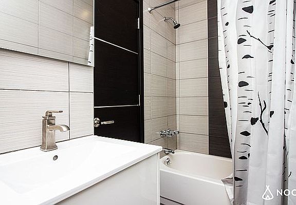 3rd image of 1156 Myrtle Ave #1B