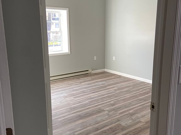 3rd image of 23 Charles Way #21