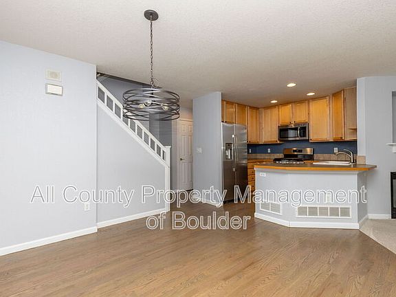 5th image of 368 Fern Lake Ct