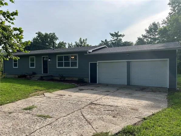 510 S 18th St, Atchison, KS 66002